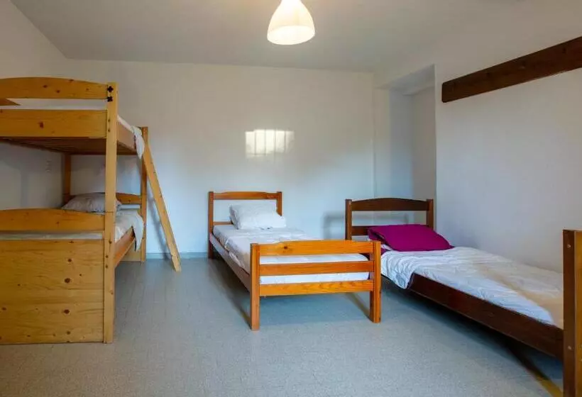 Retkeilymaja Home Saint Roch