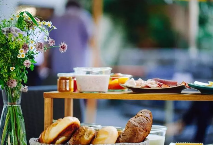 ホテル Gasthof Rössle