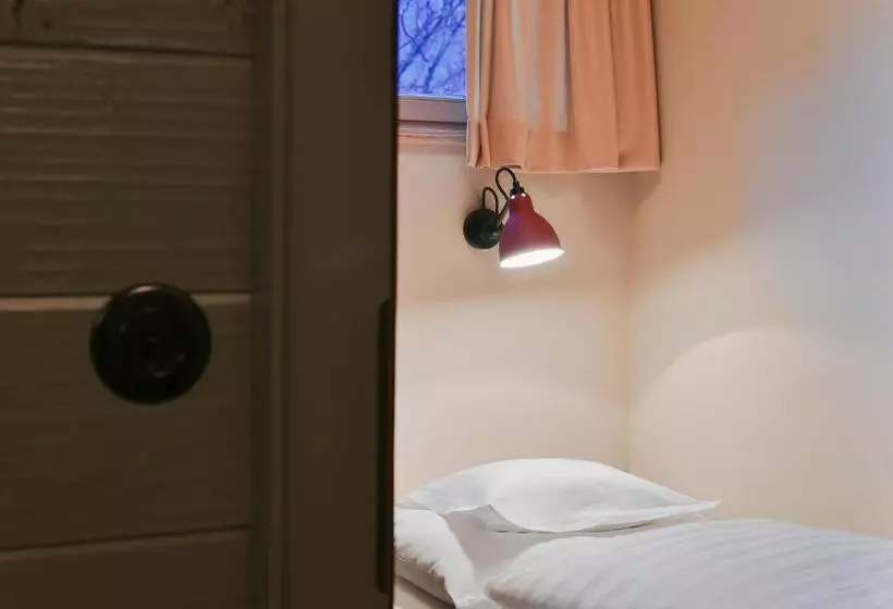 ホテル Gasthof Rössle