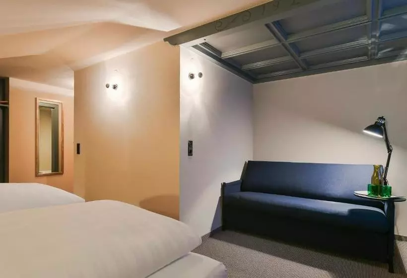 ホテル Gasthof Rössle