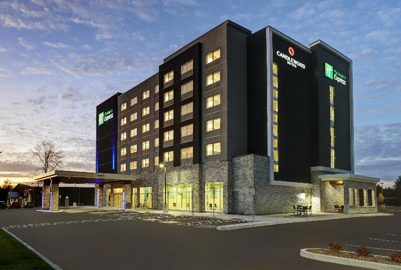 فندق Holiday Inn Express Kingston West By Ihg