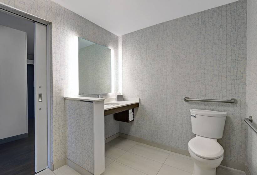 فندق Holiday Inn Express Kingston West By Ihg