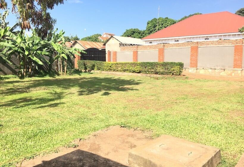 Pension A Home To Remember Guest House