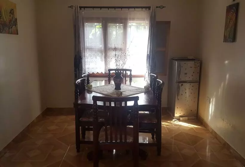 پانسیون A Home To Remember Guest House