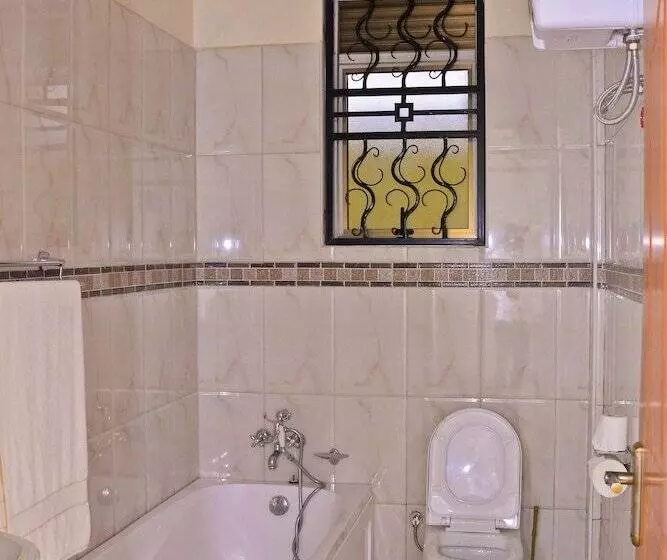 پانسیون A Home To Remember Guest House