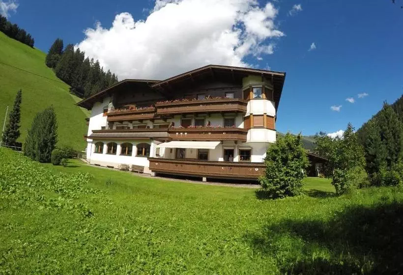 ペンション Gästehaus Alpenland