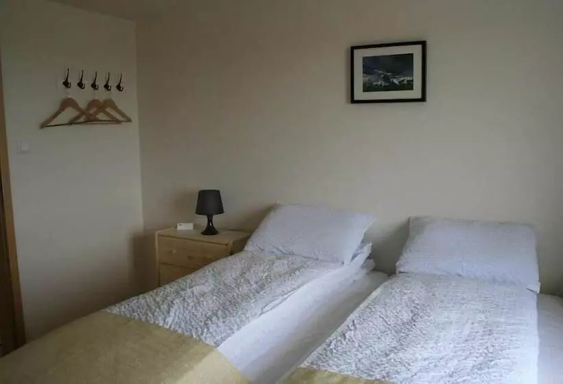 پانسیون Guesthouse Stekkatún