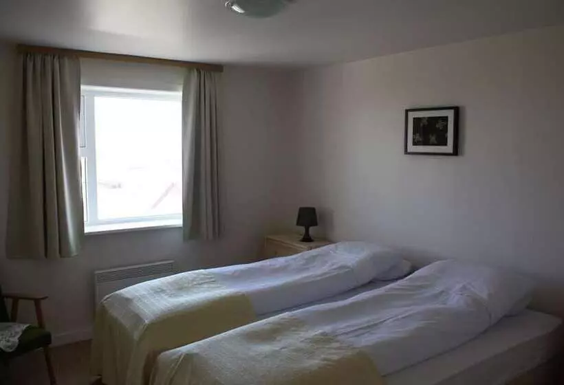 پانسیون Guesthouse Stekkatún