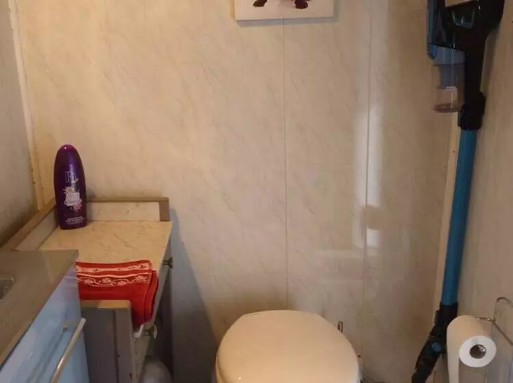 Majatalo L'arum Antique