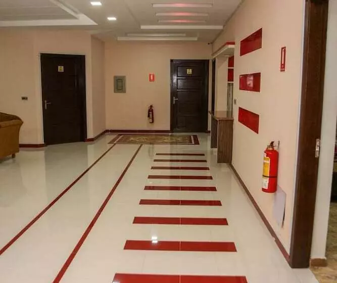 پانسیون Monarch Residency