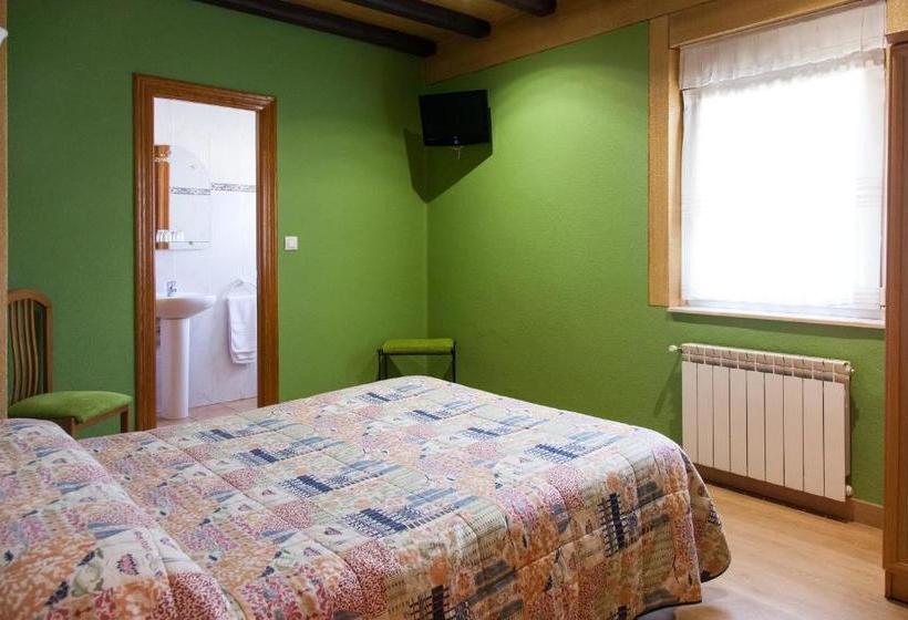 Pensión La Campanilla