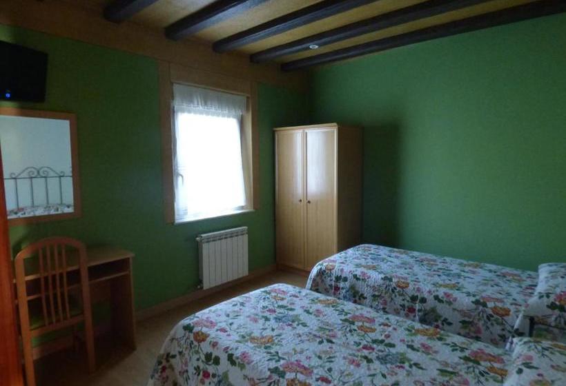 Pensión La Campanilla