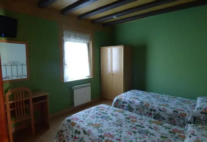 Pensión La Campanilla