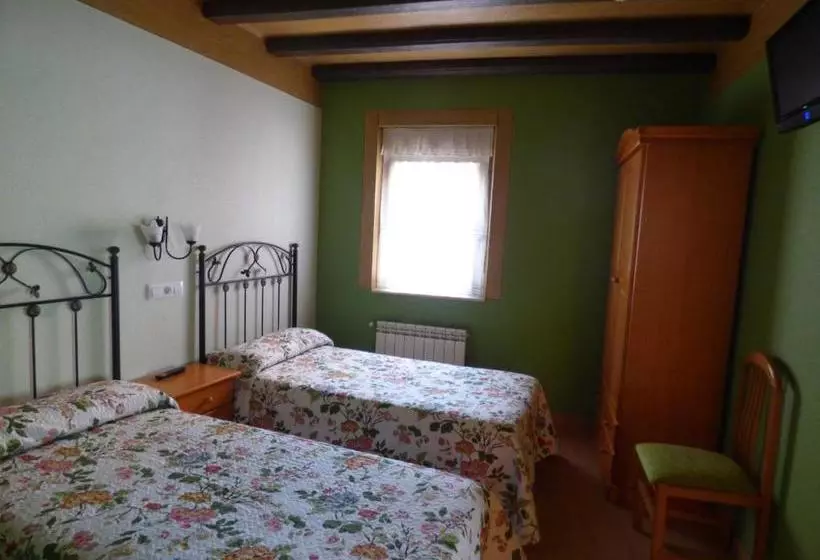 Pensión La Campanilla