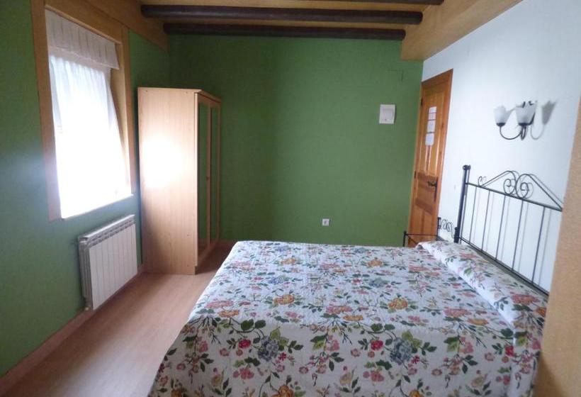 Pensión La Campanilla