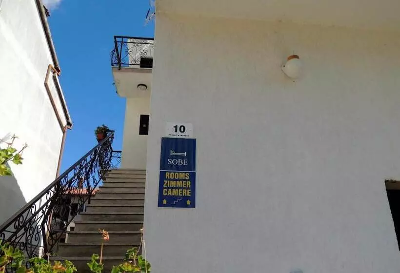 پانسیون Rooms Stefania