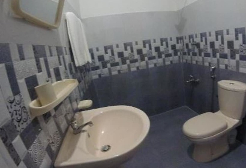 A To Zee Ariport Villa