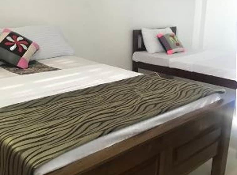 A To Zee Ariport Villa