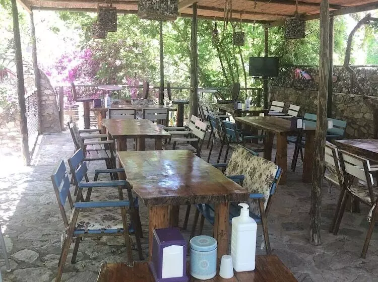 Retkeilymaja Eski Datça Pansiyon