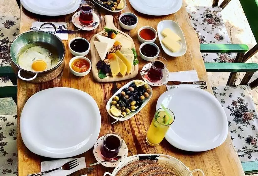 Retkeilymaja Eski Datça Pansiyon