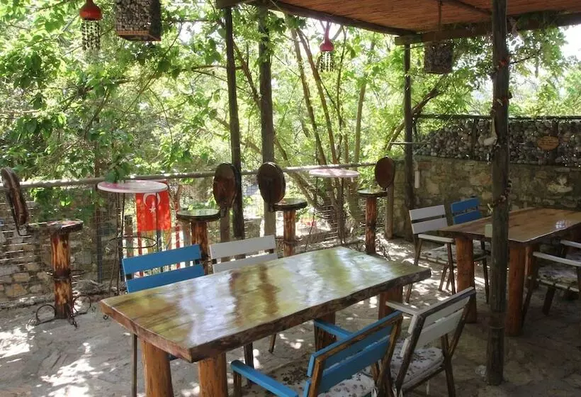 Retkeilymaja Eski Datça Pansiyon