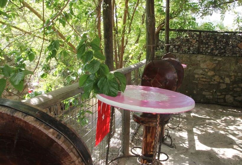 هاستل Eski Datça Pansiyon