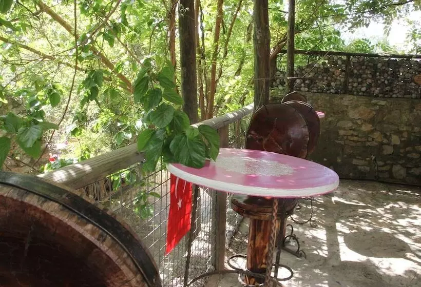 Retkeilymaja Eski Datça Pansiyon