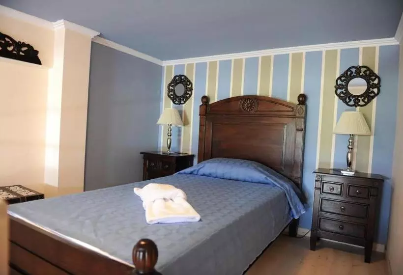 Hotelli Agnadi Suites