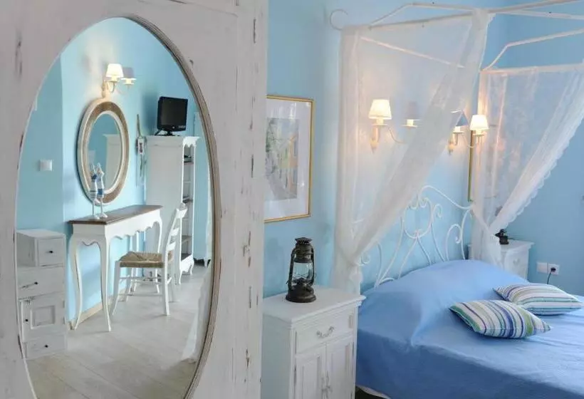 Hotelli Agnadi Suites