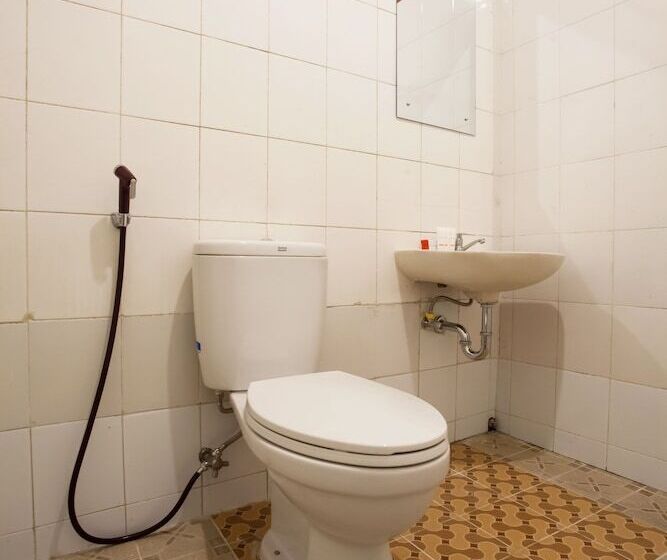 호텔 Cirasa Syariah By Oyo Rooms