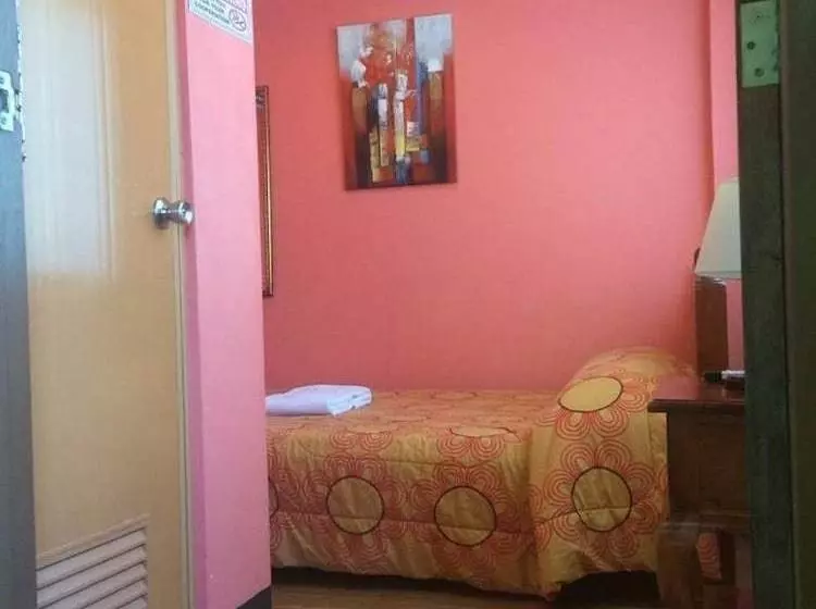 Hotelli Mojica Residencia