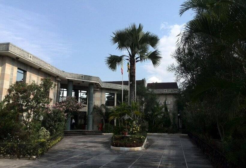 هتل Verda Politan