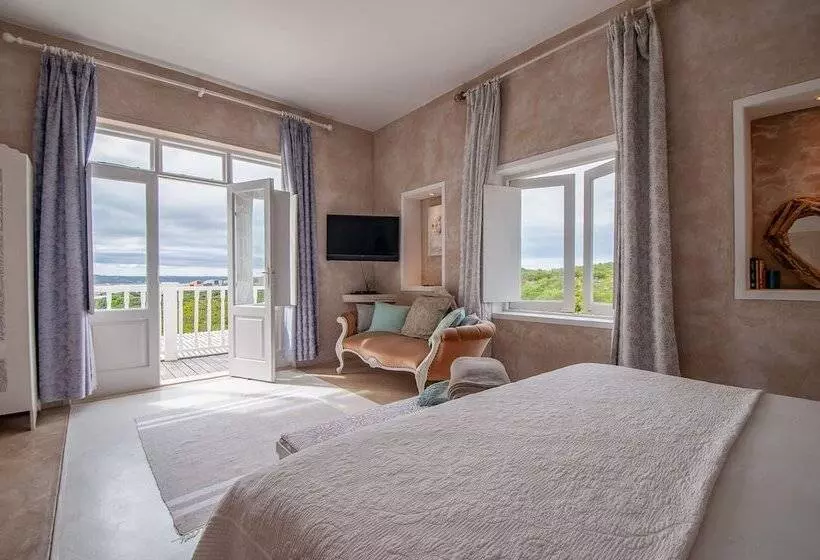 Majatalo Charlotte House