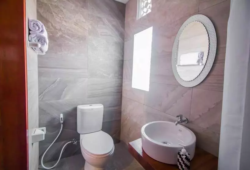 Majatalo D Canyon Guwang Homestay