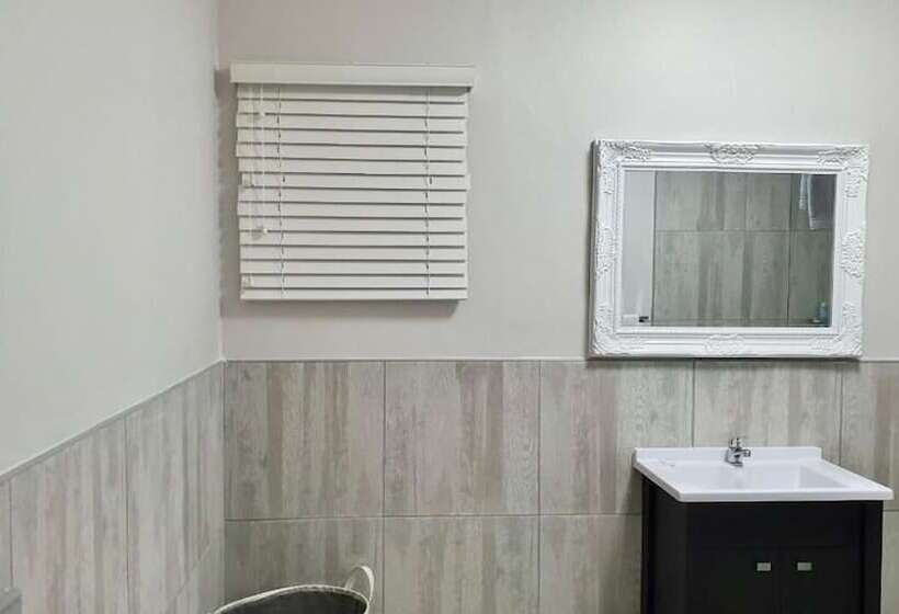 بنسيون Dolphins Guest House Umhlanga