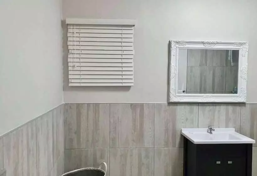 ペンション Dolphins Guest House Umhlanga