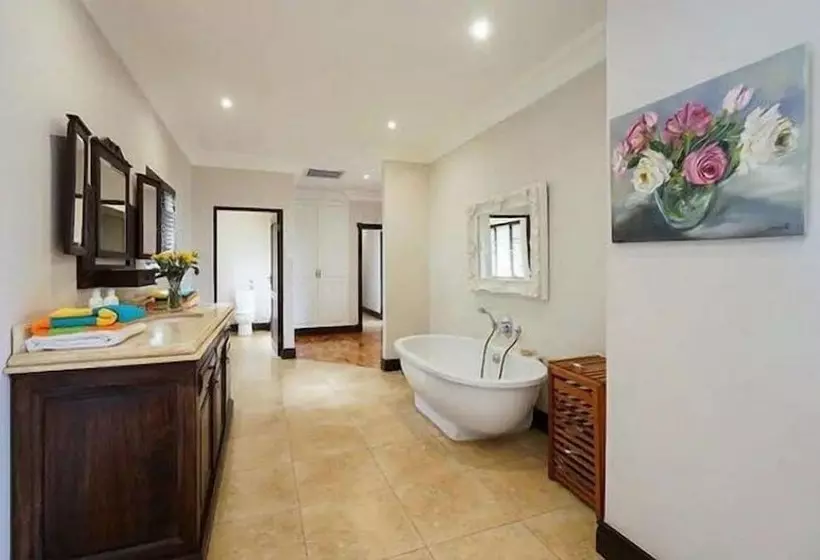 ペンション Dolphins Guest House Umhlanga