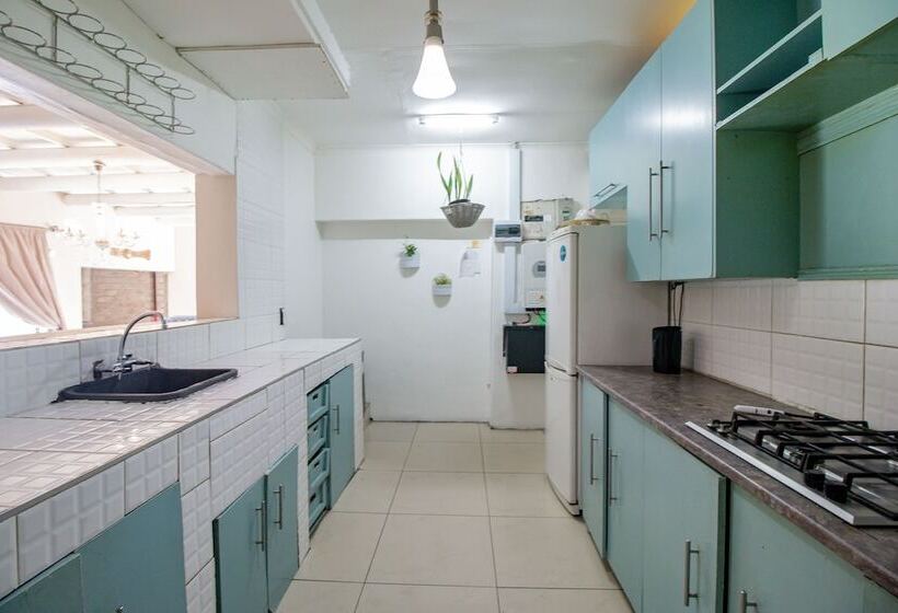 פנסיון Mauya Guesthouse