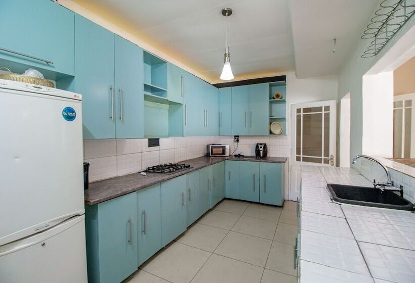 פנסיון Mauya Guesthouse