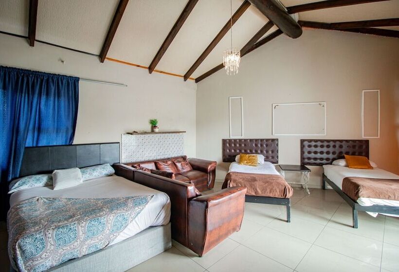 פנסיון Mauya Guesthouse