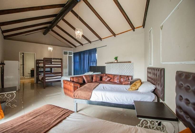 פנסיון Mauya Guesthouse