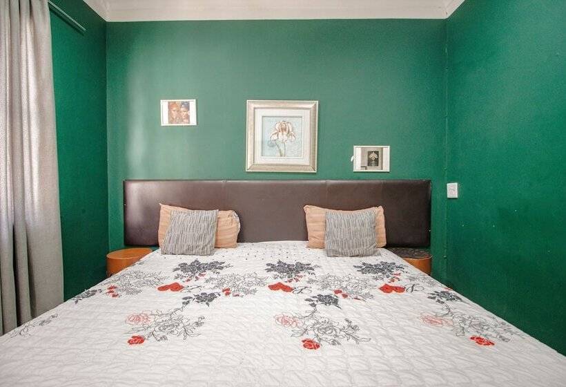 פנסיון Mauya Guesthouse