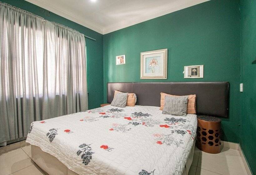 פנסיון Mauya Guesthouse