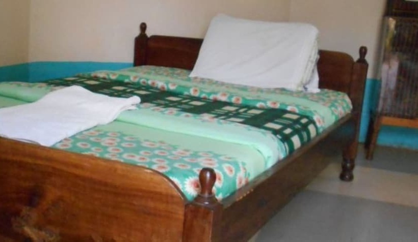 پانسیون Trailer Safari Inn