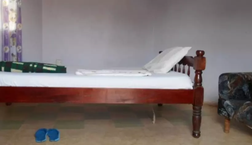 پانسیون Trailer Safari Inn