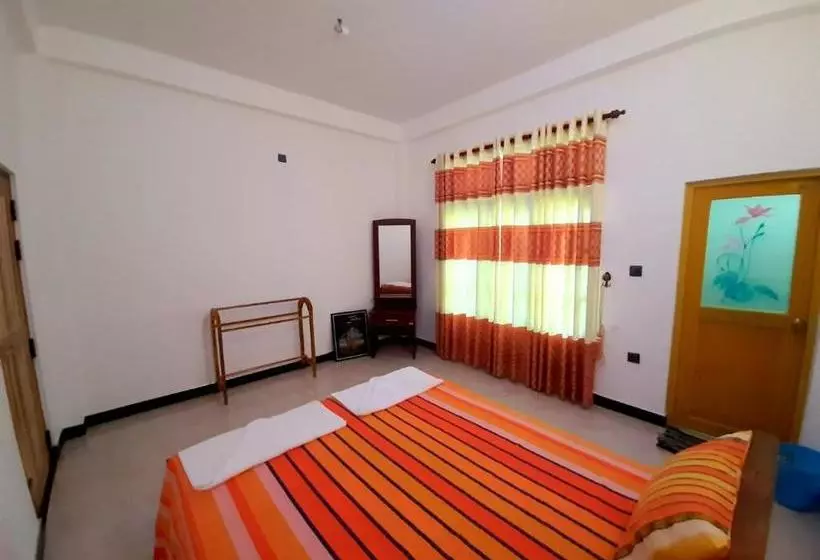 پانسیون Venus Guest House