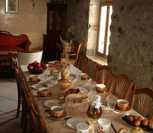 Bed and Breakfast La Fontaine D'argence