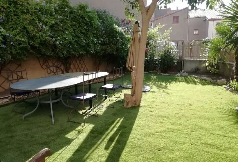 Aamiaismajoitus (B&B) Les Colonnades