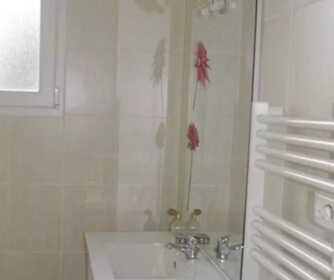 Aamiaismajoitus (B&B) Les Petits Déjeuners De Flo