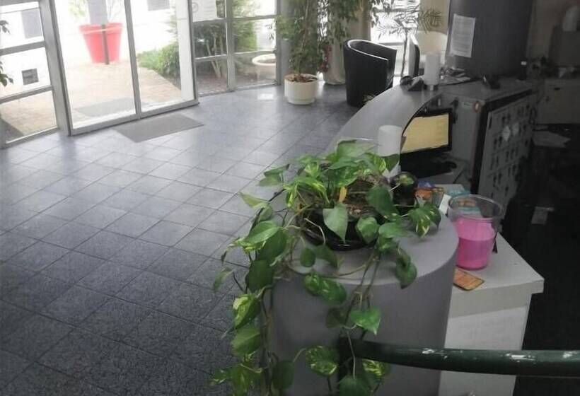 בית מלון כפרי La Cle